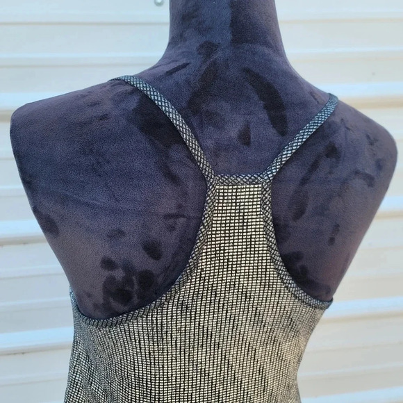 Love Culture Cropped Ruffle Silver Black Metallic Spaghetti Strap S Womens Top - Picture 9 of 12
